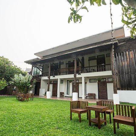 Croissant Hotel And Cafe Chiang Rai Exterior foto