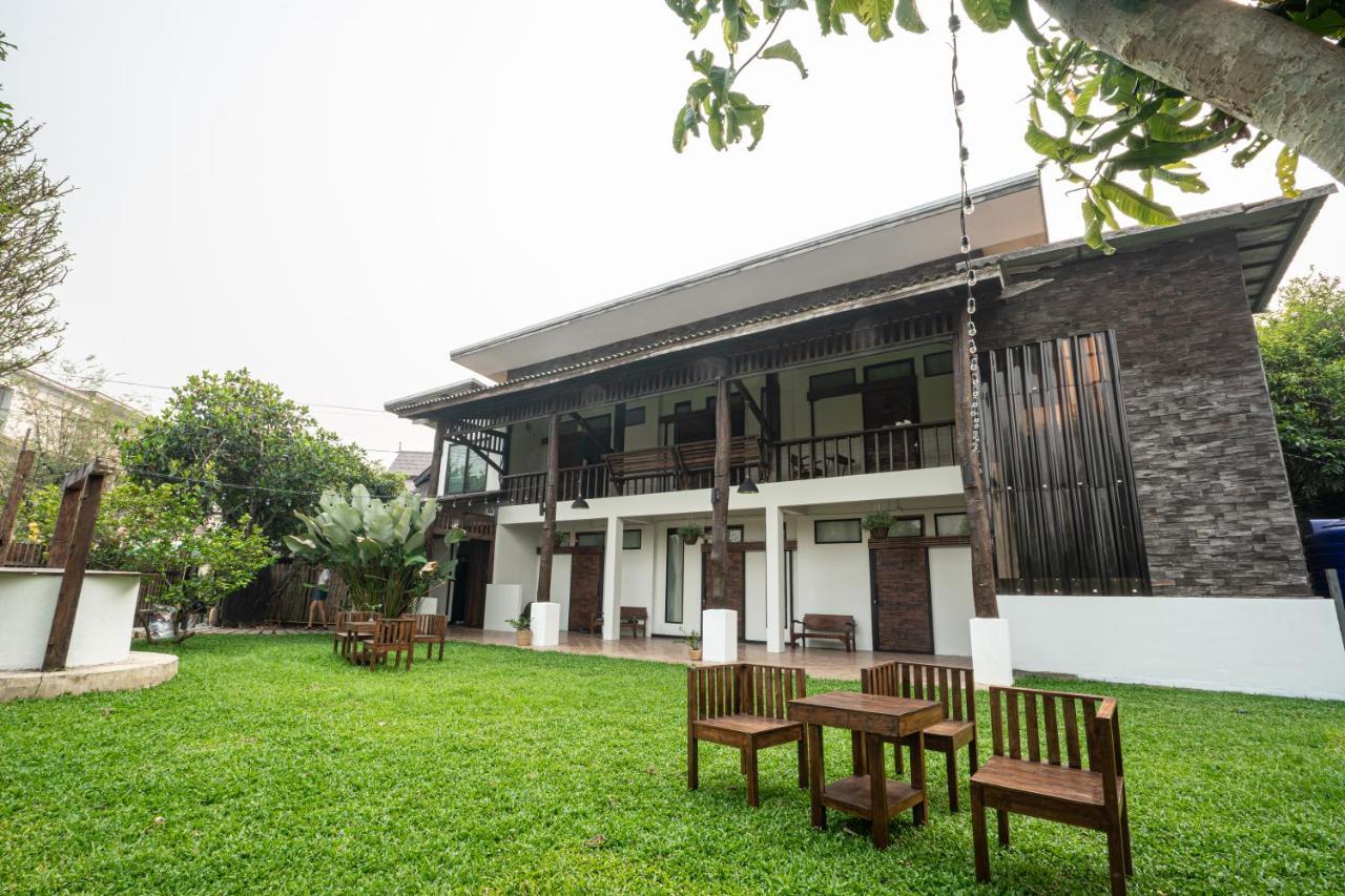 Croissant Hotel And Cafe Chiang Rai Exterior foto